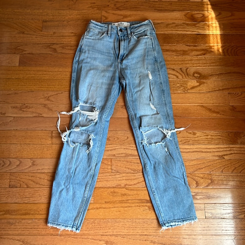 Hollister curvy high rise mom jeans vintage stretch size 00R/ waist 23-length 27